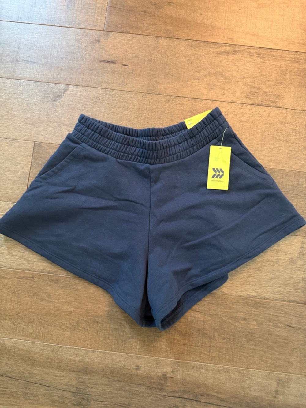 all in motion Navy Elastic-Waist Athletic Shorts with Pockets and Tag